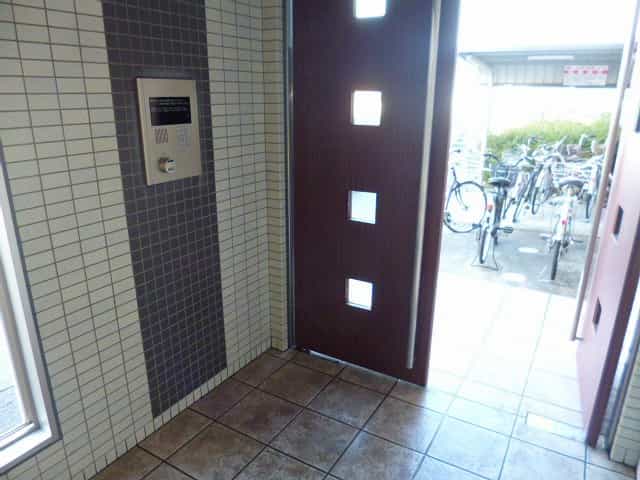 グリーンロード山手2の共用部写真4番目