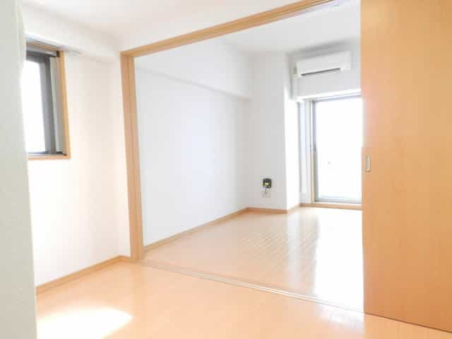 1DKタイプの室内写真4枚目