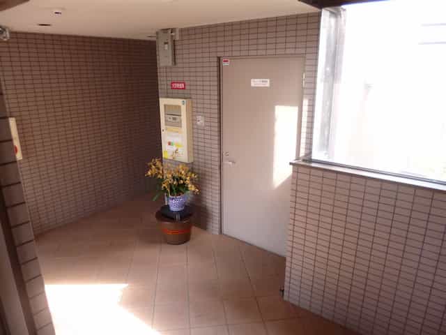サンライズ西田の共用部写真1番目