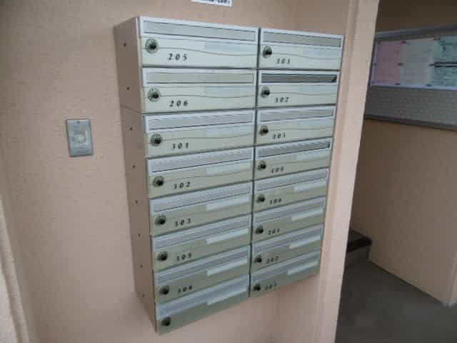加藤マンション(リノベ)の共用部写真2番目