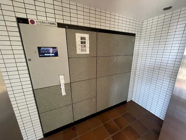 シャン・ド・フルール竹村の共用部写真4番目