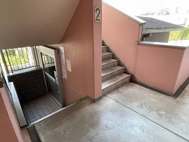 アートプラザ野路の共用部写真3番目