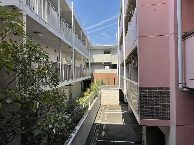 アートプラザ野路の共用部写真6番目