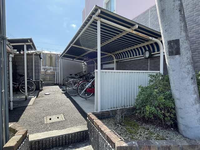 アートプラザ野路の共用部写真8番目