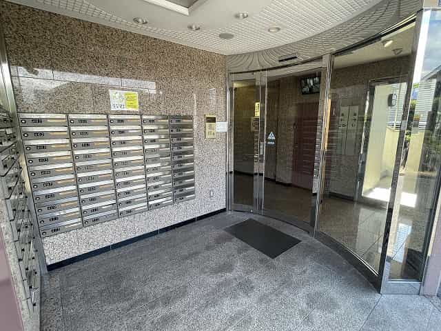 リバティヒルズ2の共用部写真3番目