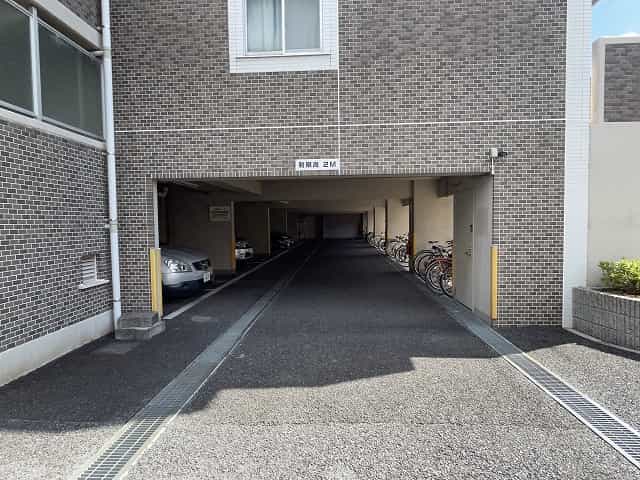 アートプラザ光の共用部写真2番目