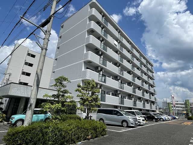 アイランド小野山の外観写真