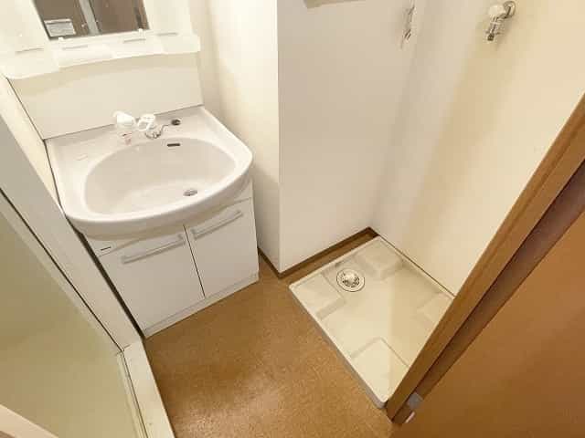 1K(E)の室内写真16枚目