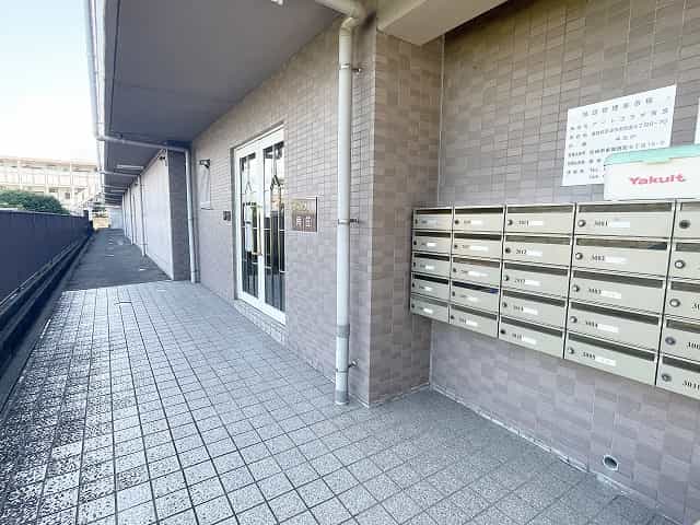 アートプラザ南笠の共用部写真1番目