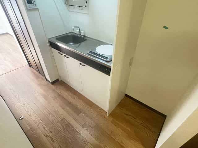1K(B1)の室内写真12枚目