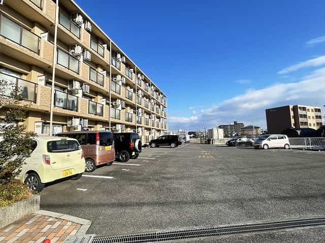 ラルース2の共用部写真1番目