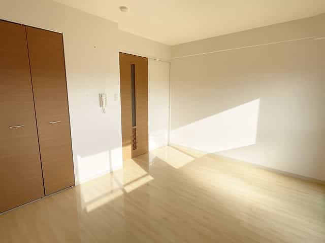 303号室の室内写真2枚目