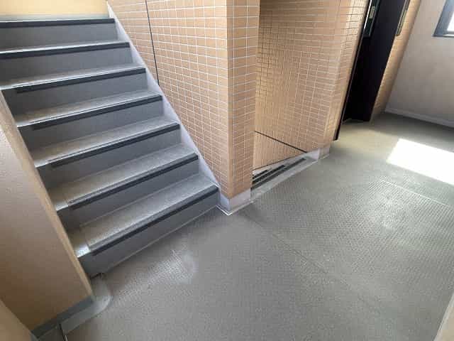 メゾンクレールの共用部写真6番目