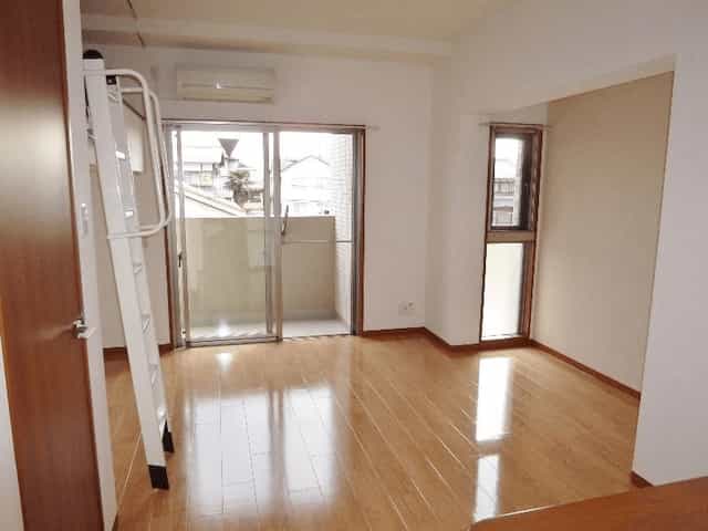 301の室内写真2枚目