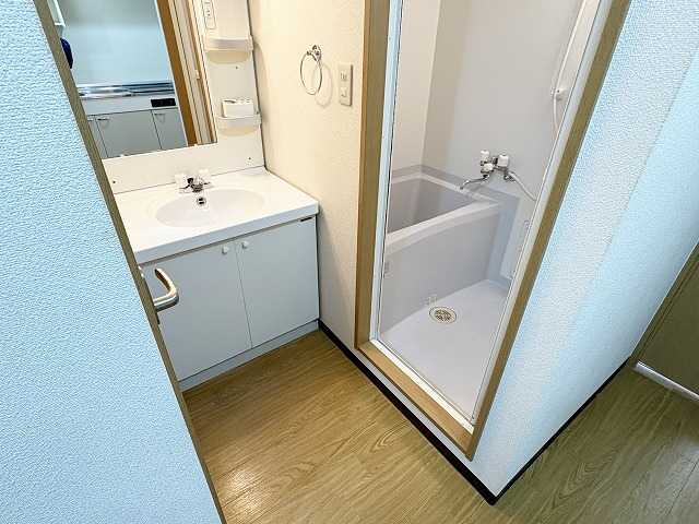 角部屋タイプの室内写真16枚目