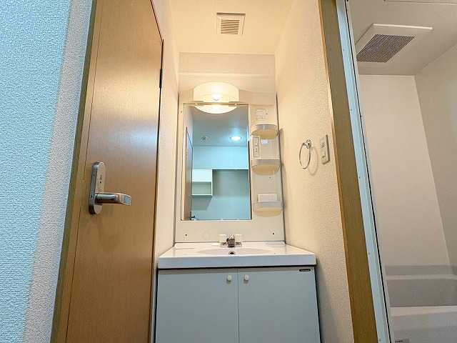 角部屋タイプの室内写真17枚目
