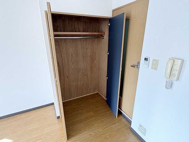 角部屋タイプの室内写真6枚目